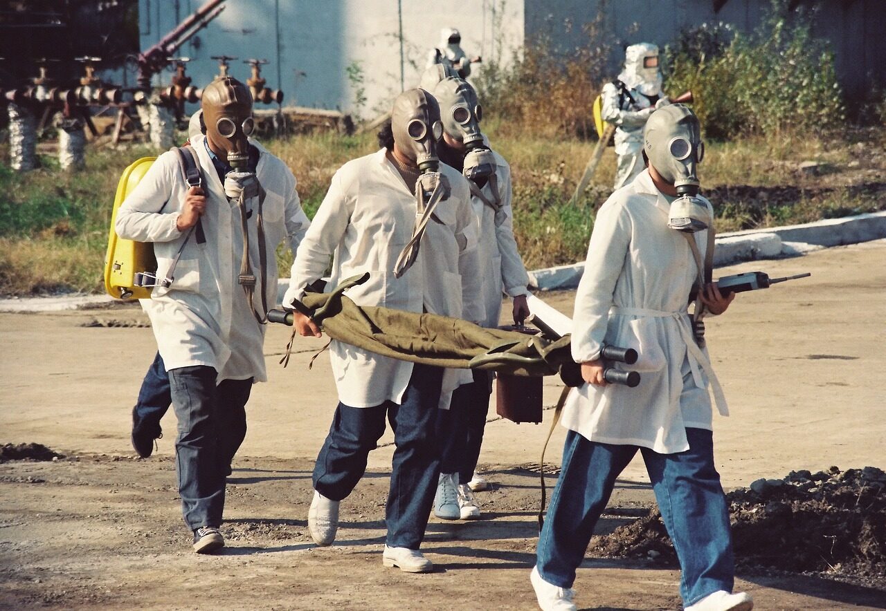 heavy water factory, chemical disaster exercise, calamity, rescue team, gas mask, hydrogen sulfide, lethal gas, industry, environment, toxic, danger, pollution, reactor component, nuclear energy, turnu severin, romania, calamity, rescue team, gas mask, gas mask, gas mask, gas mask, toxic, pollution, pollution, pollution, pollution, pollution, romania
